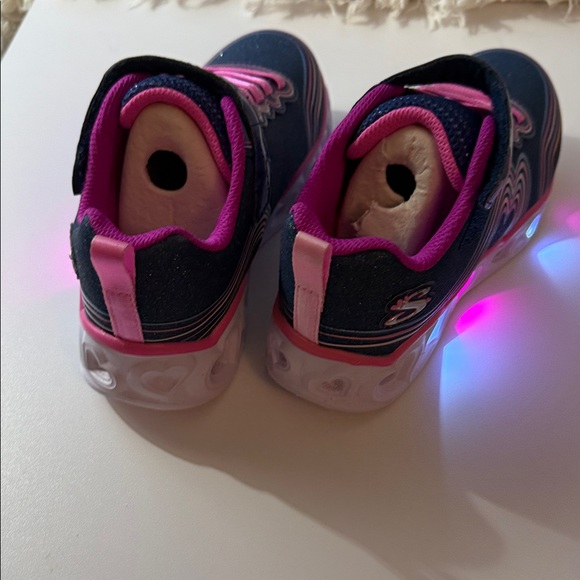 Skechers Heart Lights - Navy and Pink Sneakers - Picture 7 of 15